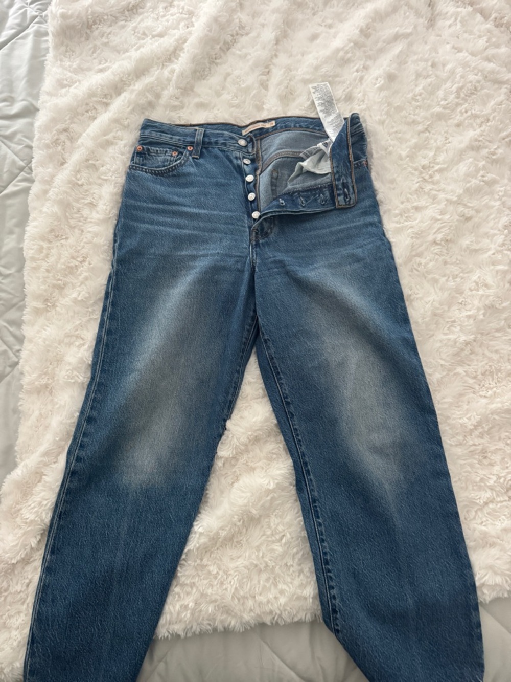 Levi Ribcage Ankle Jeans Size 29